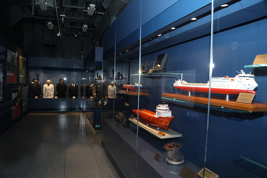 Oil tanker museum-Surakhani ship-museum wall-along display cases