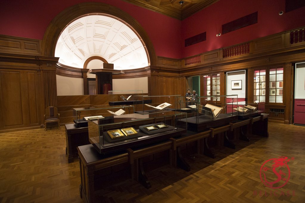 Museum paintings display cases